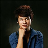 Khắc Việt Collection