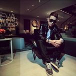 She Neva Knows (Single 2012)