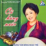 Cô Hàng Nước